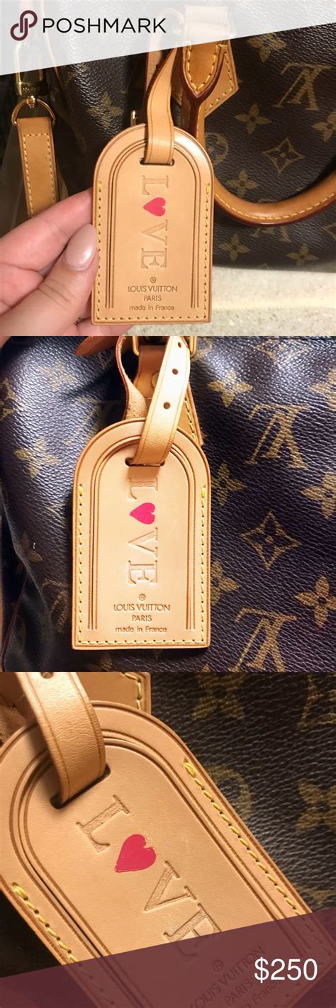 louis vuitton luggage tag sizes